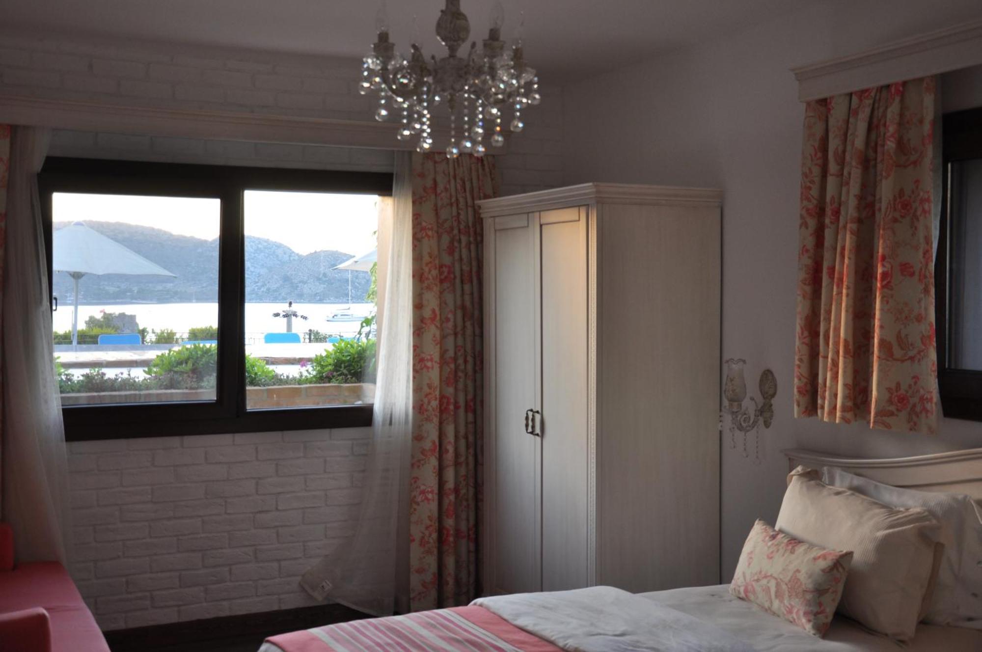 Badem Tatil Evi Селимие Стая снимка